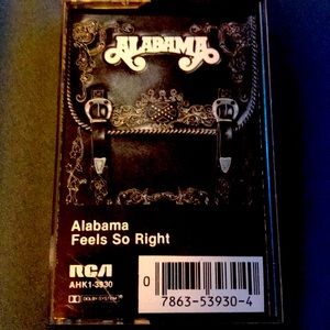 I am selling a Alabama feels so right tape